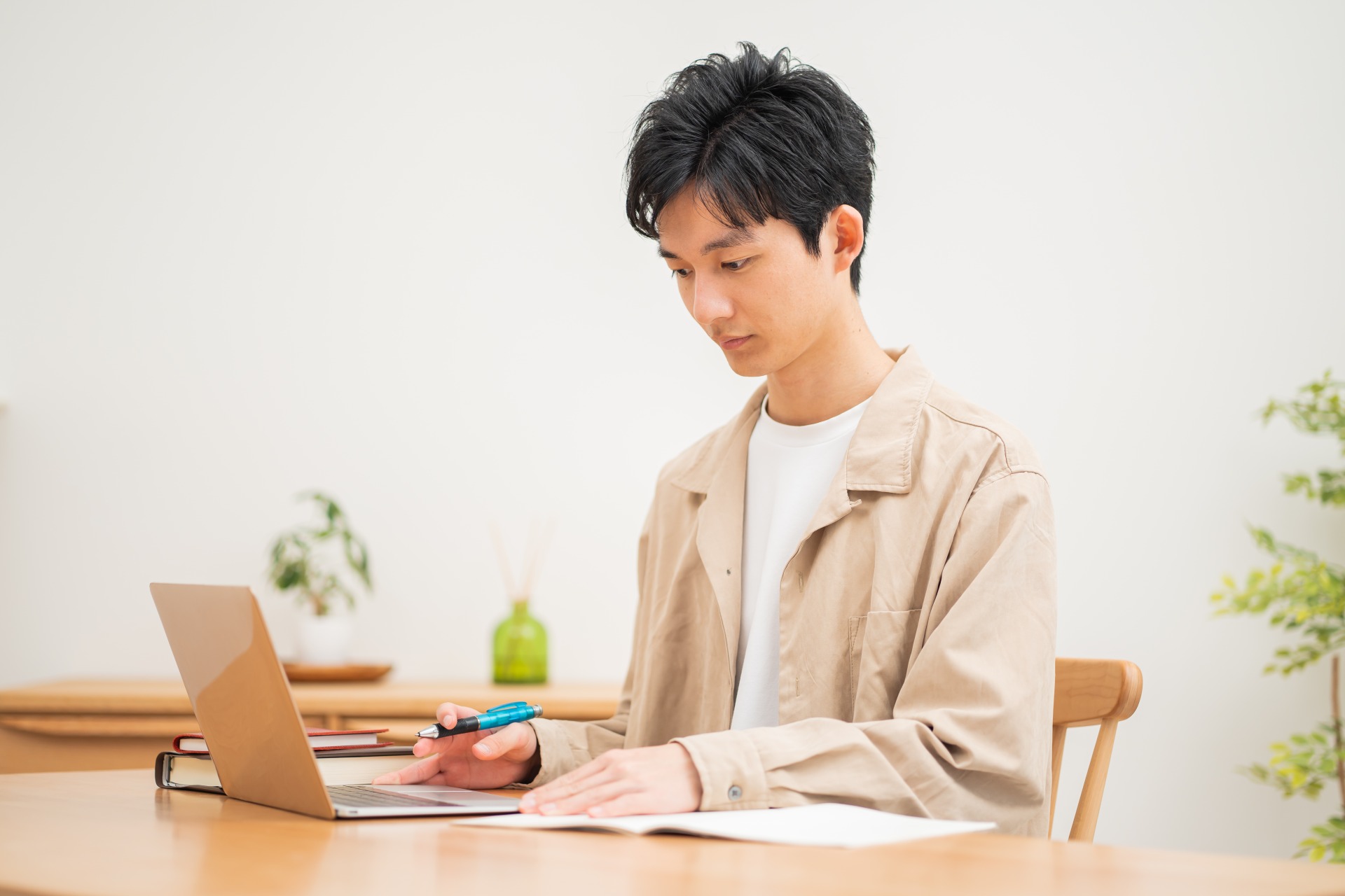 引きこもりからの脱出 | 千葉で人間関係の相談なら太陽塾